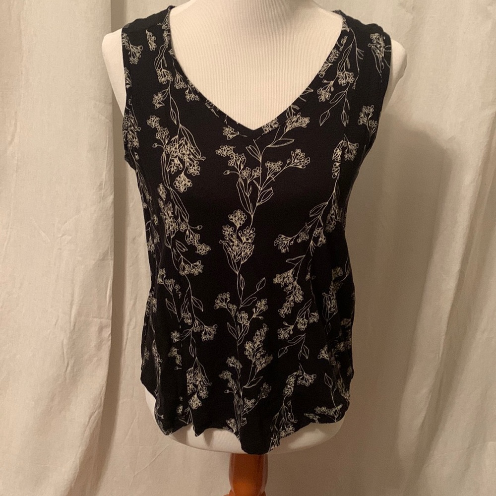 Old Navy tank